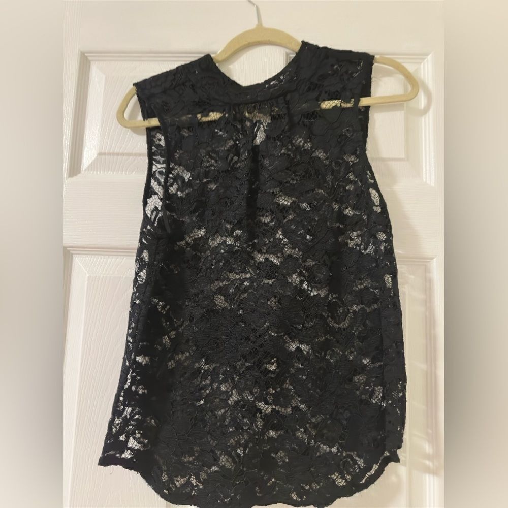 Lace top, short sleeve,